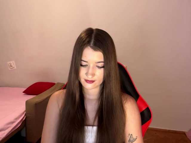 nessy-messy live cam on BongaCams