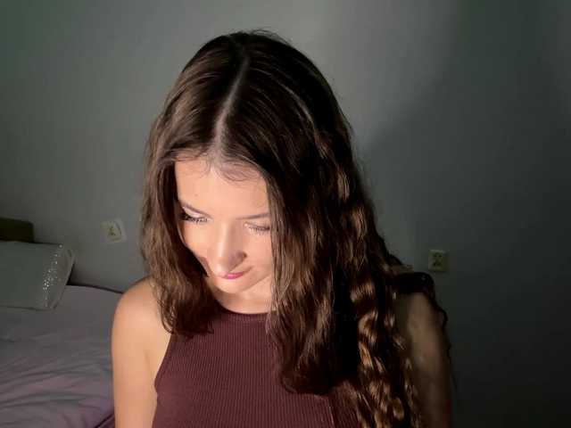 nessy-messy live cam on BongaCams
