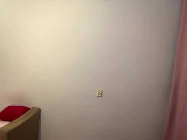 nessy-messy live cam on BongaCams