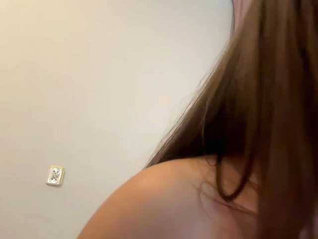 nessy-messy live cam on BongaCams