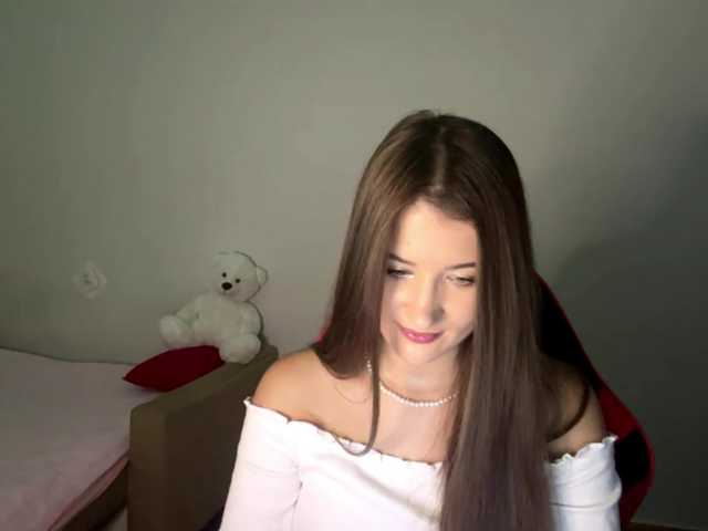 nessy-messy live cam on BongaCams