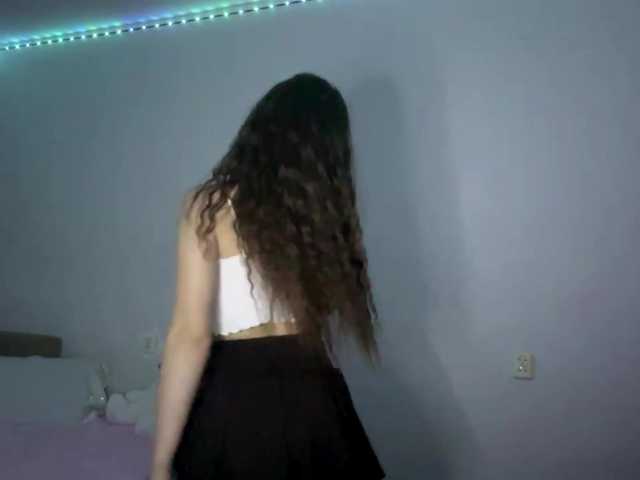 nessy-messy live cam on BongaCams