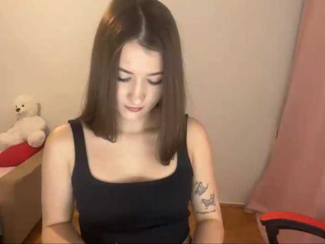 nessy-messy live cam on BongaCams