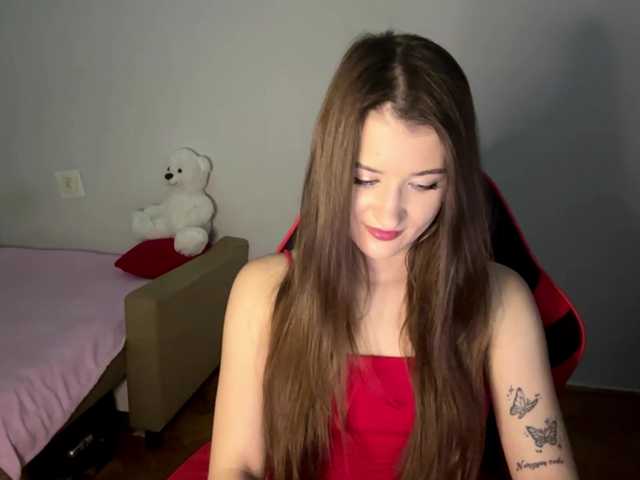 nessy-messy live cam on BongaCams