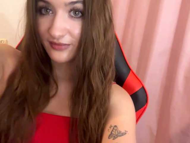 nessy-messy live cam on BongaCams