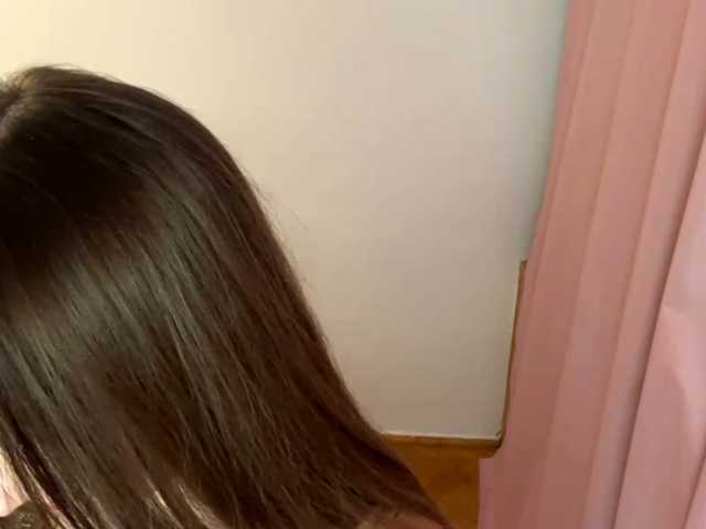 nessy-messy live cam on BongaCams