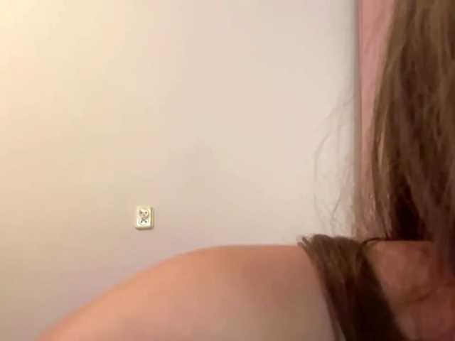 nessy-messy live cam on BongaCams