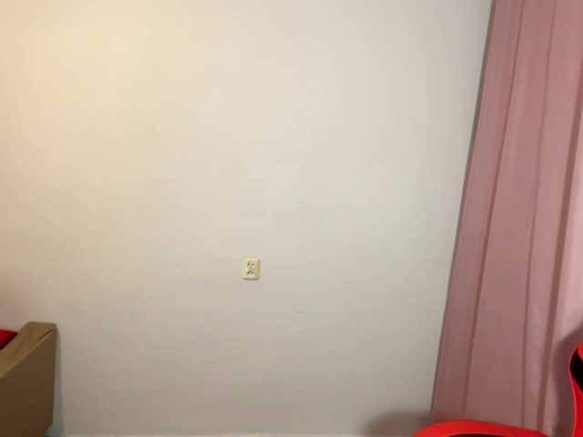 nessy-messy live cam on BongaCams