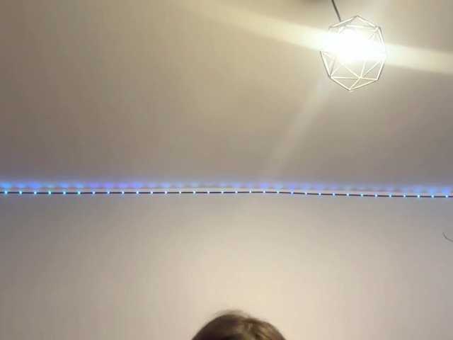 nessy-messy, en vivo ahora en BongaCams