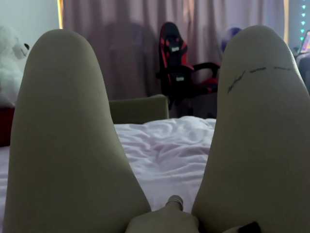 nessy-messy live cam on BongaCams