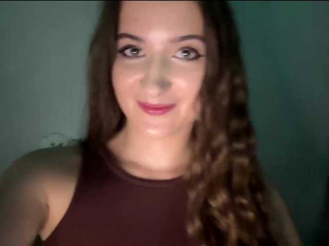 nessy-messy live cam on BongaCams