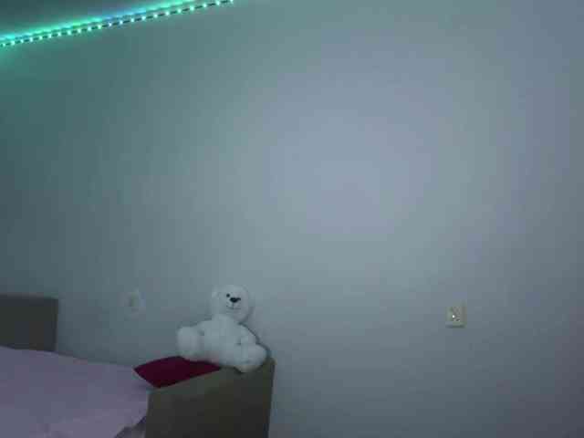 nessy-messy webcam