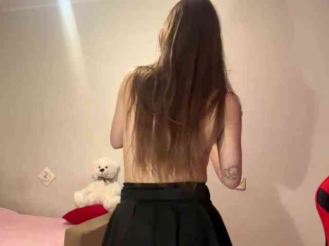 nessy-messy webcam