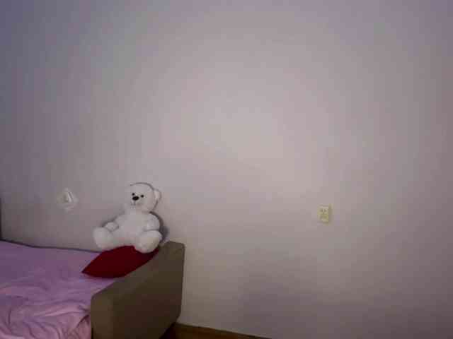 nessy-messy webcam