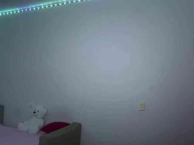 nessy-messy webcam