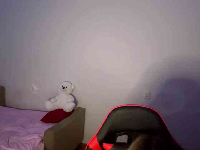 nessy-messy webcam