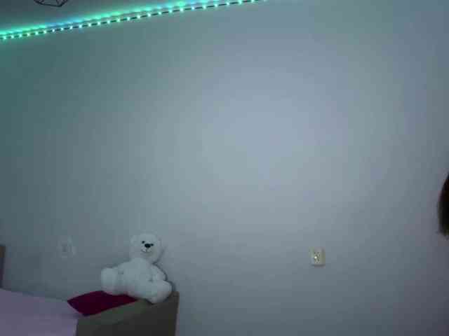 nessy-messy webcam