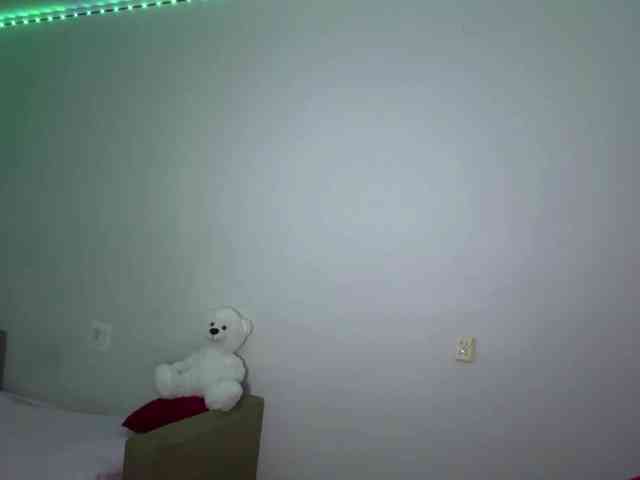 nessy-messy webcam