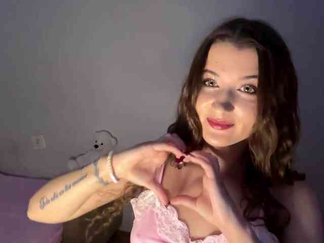 nessy-messy webcam