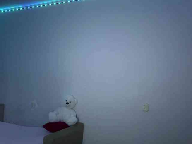 nessy-messy webcam