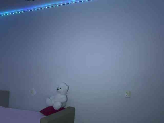 nessy-messy webcam