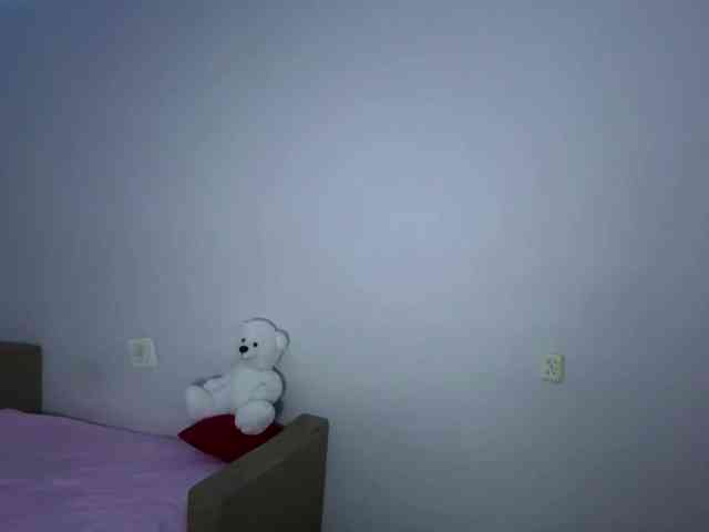 nessy-messy webcam
