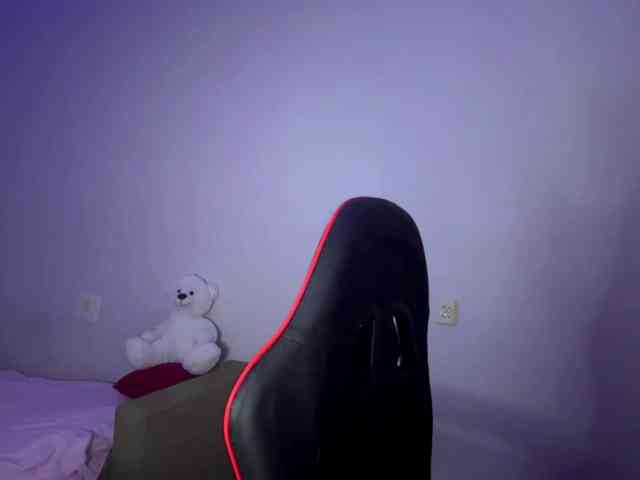 nessy-messy webcam