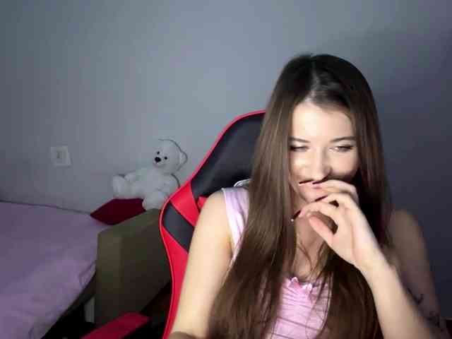 nessy-messy webcam