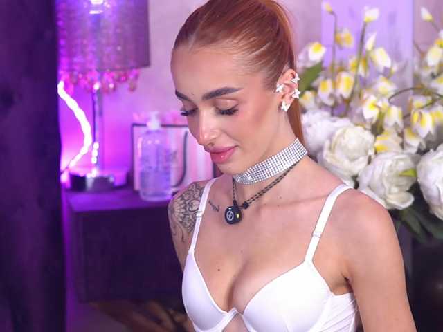 MarissaFox live cam preview