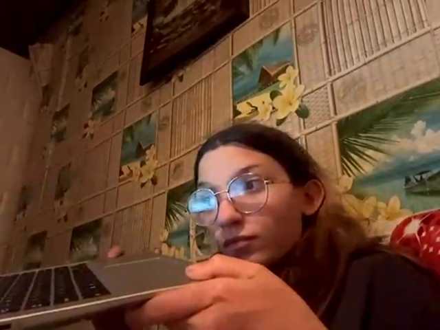 CatrinaDinehart live cam on BongaCams