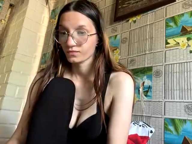 CatrinaDinehart live cam on BongaCams