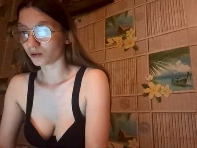 CatrinaDinehart live cam on BongaCams