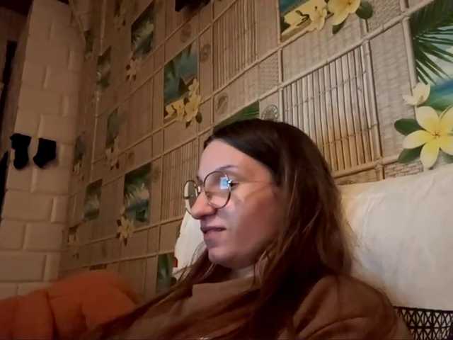 CatrinaDinehart live cam on BongaCams