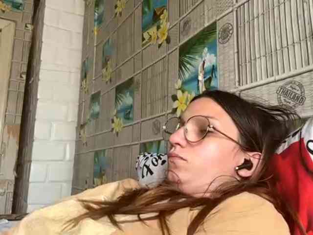 CatrinaDinehart webcam