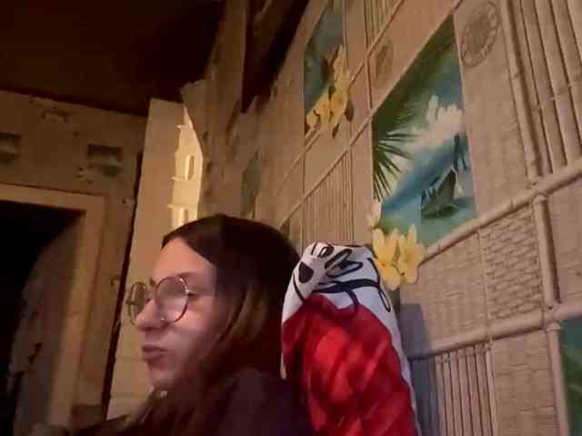 CatrinaDinehart webcam