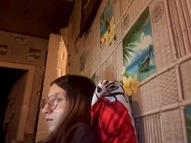 CatrinaDinehart webcam
