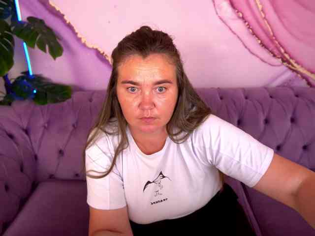 stelladesire's live room