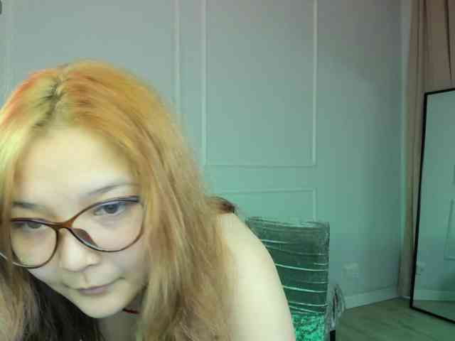モデル: laylasweetheart