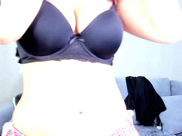 モデル: laylasweetheart