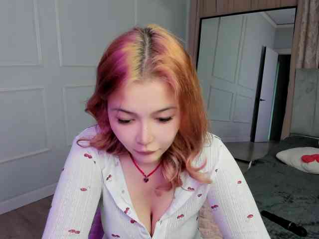 モデル: laylasweetheart