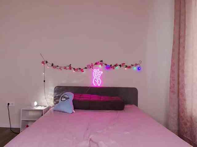 モデル: laylasweetheart