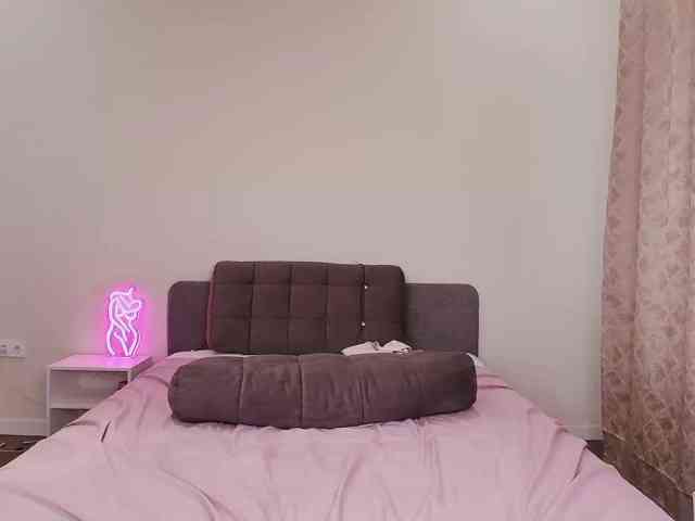 モデル: laylasweetheart