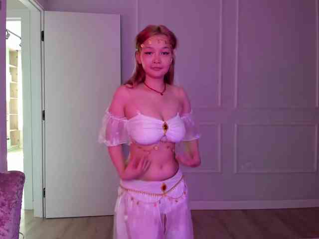モデル: laylasweetheart