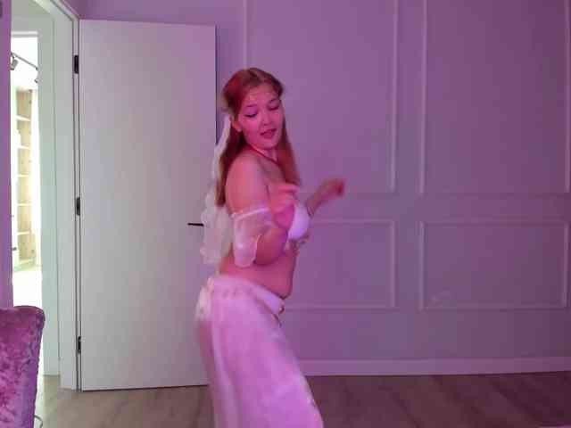 モデル: laylasweetheart