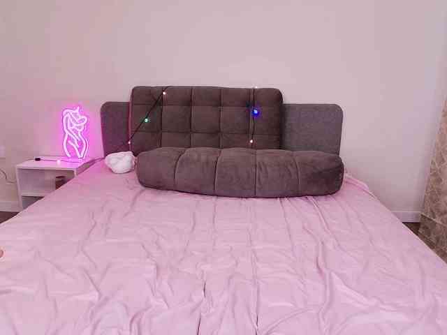 モデル: laylasweetheart
