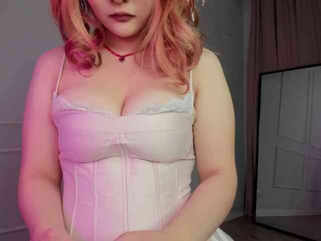 モデル: laylasweetheart