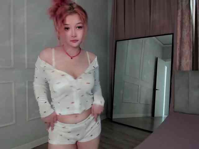 モデル: laylasweetheart