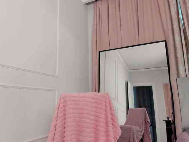 モデル: laylasweetheart