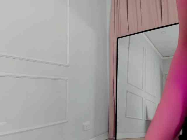 モデル: laylasweetheart