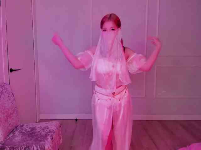 モデル: laylasweetheart